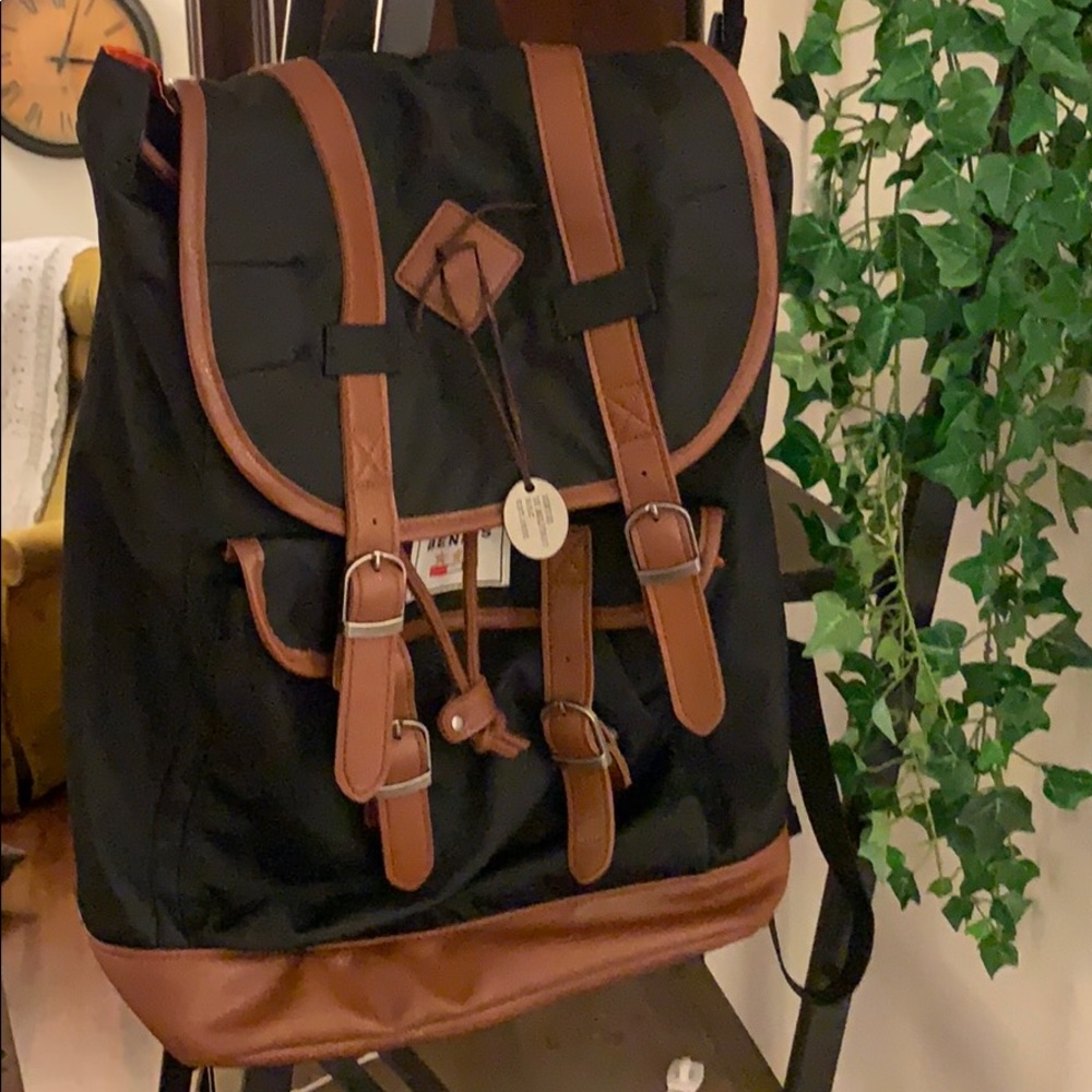 Benrus Black Backpack Like New